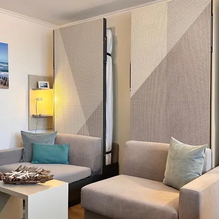 3-46, Haus Sylter Welle, Blick Zur Westerlaender Innenstadt *